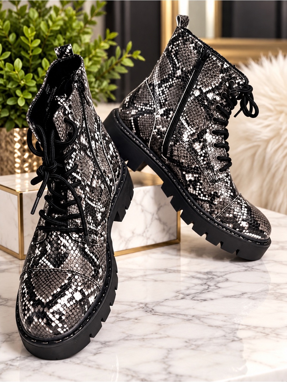 XAppeal Snakeskin Combat Moto Boots Black Gray White Lug Sole Lace Up Size 7